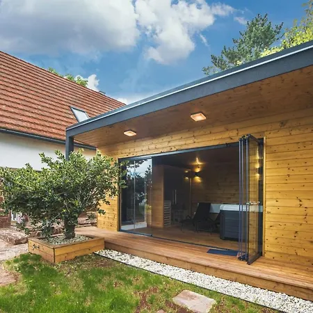 Csipetnyi Csoda Vendeghaz Holiday home